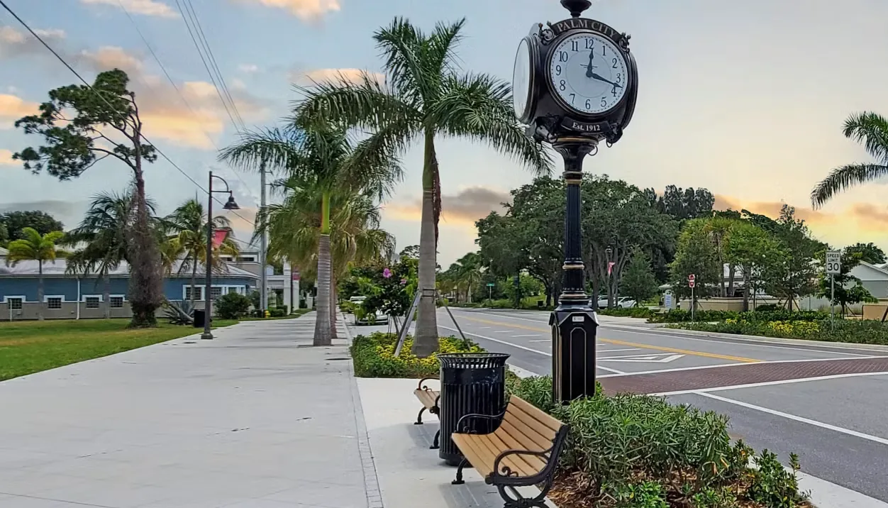 Christmas in July vendor market brings holiday cheer to Palm City this Saturday