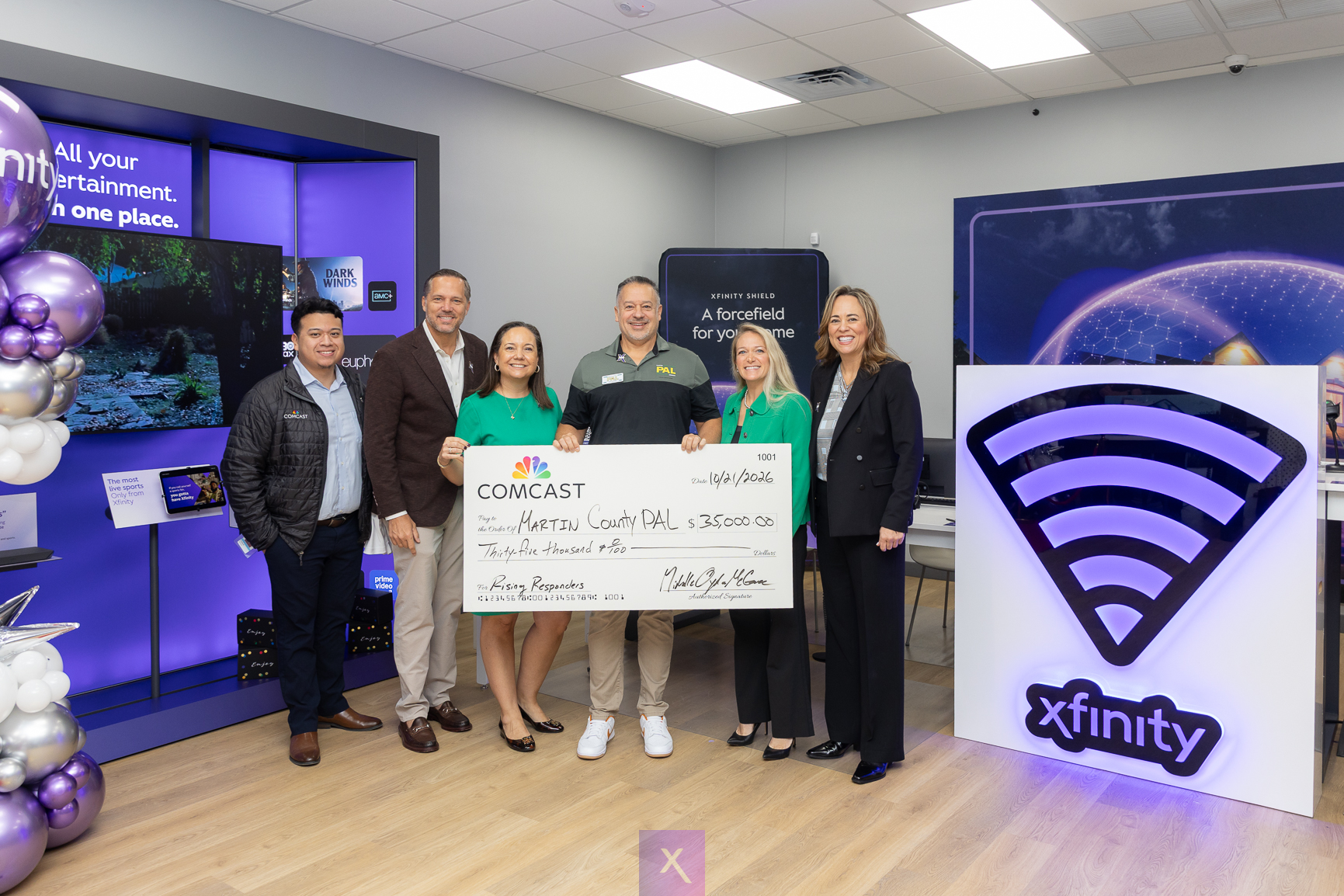 Comcast Xfinity Store grand opening in Stuart, Florida — photo 1 of 4