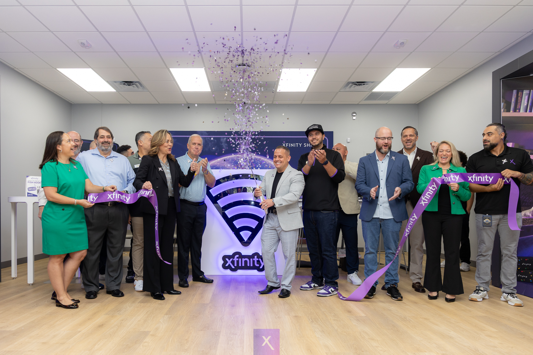 Comcast Xfinity Store grand opening in Stuart, Florida — photo 3 of 4